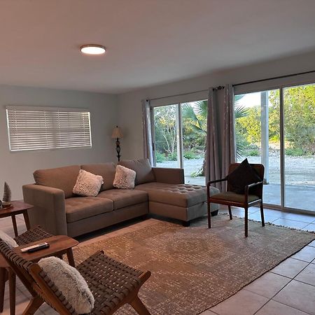 Water Front House Διαμέρισμα Turtle Cove Εξωτερικό φωτογραφία